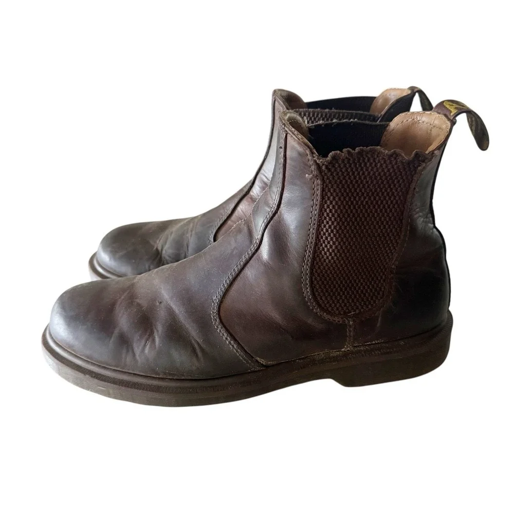 Dr. Martens 2976 SZ 9 Yellow Stitch Crazy Horse Leather Brown Men Chelsea Boots